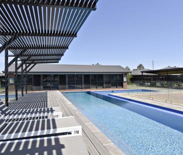 Low Maintenance Two Bedroom Villa in Lakeview Estate - Photo 3