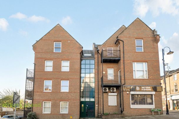 Milestone Road, London, SE19 - Photo 1