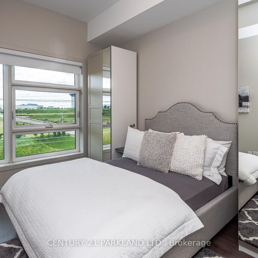 For Lease - 555 William Graham Drive Unit# 438, Aurora, Ontario - Photo 1