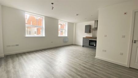Tower Street, Taunton - Photo 3
