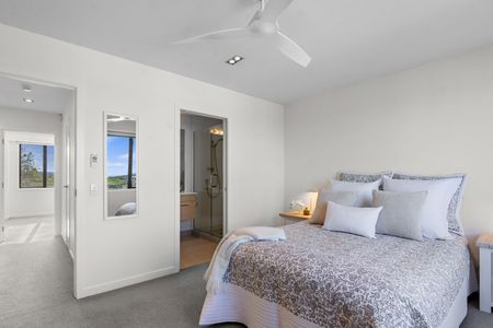 Stylish, High-Quality Townhouse in AlbanyÃ¢€™s Gated Community - Photo 2