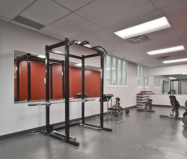 For Lease - 270 Brittany Drive Unit# 406, Manor Park - Cardinal Gle... - Photo 2