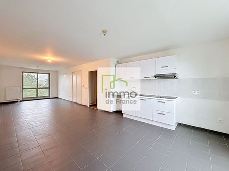 Location Appartement 3 pièces 77m² - Photo 3