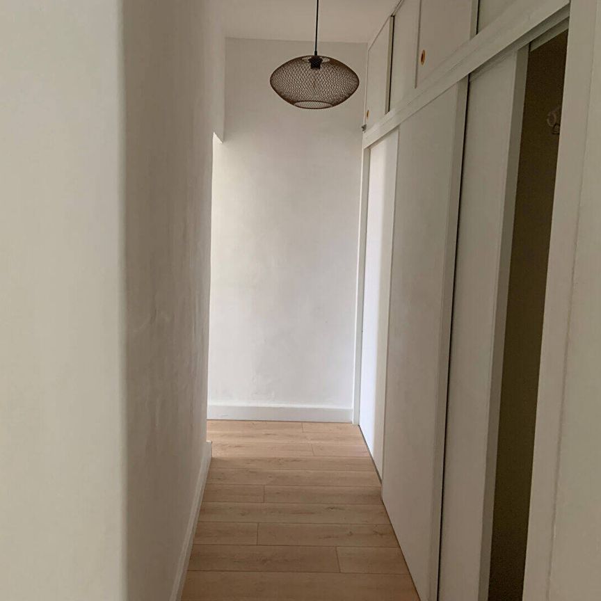 Location appartement 2 pièces 48.43 m² à Hyères (83400) - Photo 1