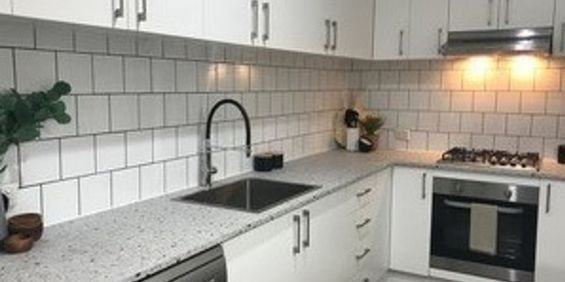 Stylish Modern Living in the Heart of Dandenong - Photo 3