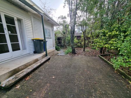 Villa Conversion in Belmont - Photo 4