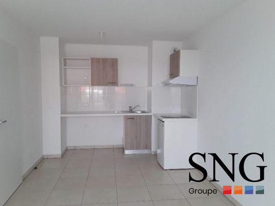 T2 AVEC BALCON ET PARKING - Photo 1