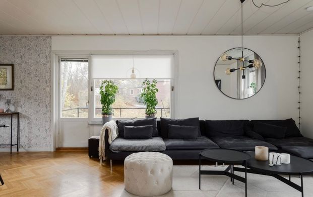 Östergårdsvägen, Bor - Foto 1