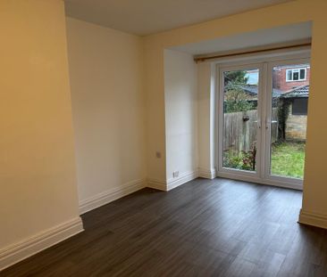 3 bedroom terraced house to rent - Photo 4