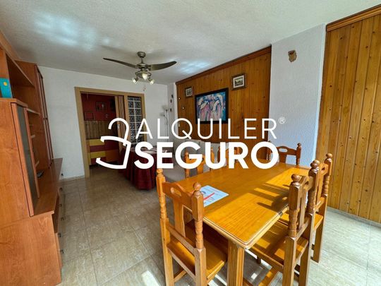 Alquiler de piso en Avenida de Europa - Photo 1