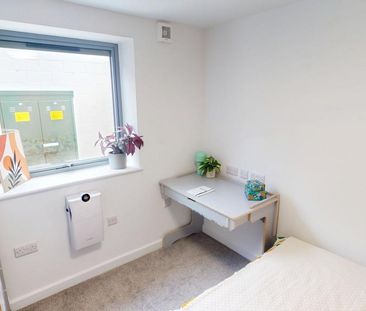 3 bedroom apartment to rent - Photo 5