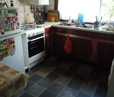 House share to rent - Photo 2