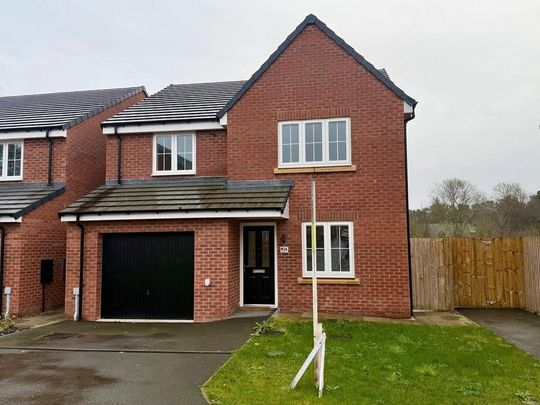 4 bedroom detached house to rent - Photo 1