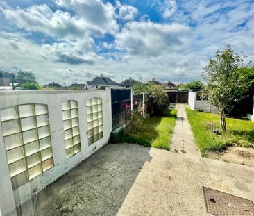East Rochester Way, DA15, Kent - Photo 1