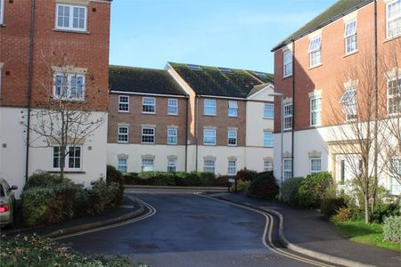 Gatehouse Court, Taunton - Photo 5
