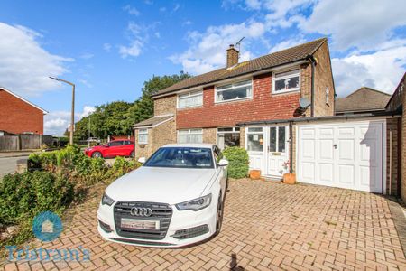 3 bed Semi-Detached House for Rent - Photo 3