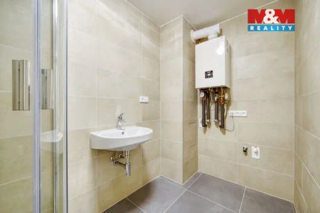 Pronájem bytu 1+kk, 34 m - Photo 3