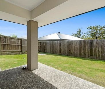 5 Carmel Close, Gilston QLD 4211 - House For Rent | Domain - Photo 1
