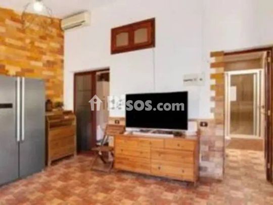 Casa adosada en alquiler en Avenida Touroperador Tjaereborg - Photo 1