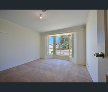 8 Kilderry St, Whyalla Stuart, SA 5608 - Photo 4