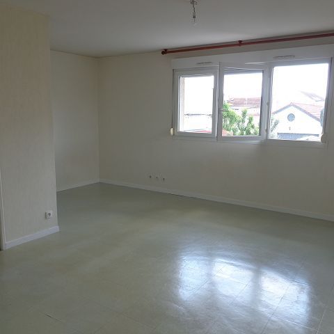 Location Appartement 1 pièce 30m² REIMS 51100 - Photo 1