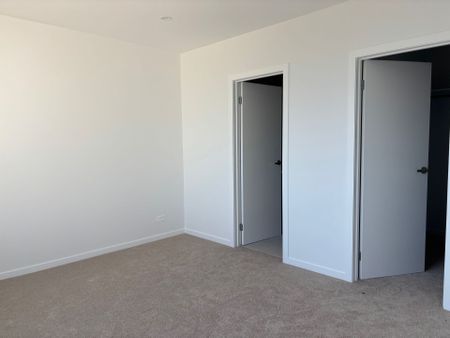 Charming 3-Bed Unit in Craigieburn - Photo 3