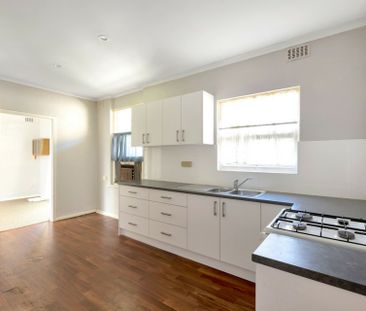 2a Erin Place, ATHELSTONE - Photo 4