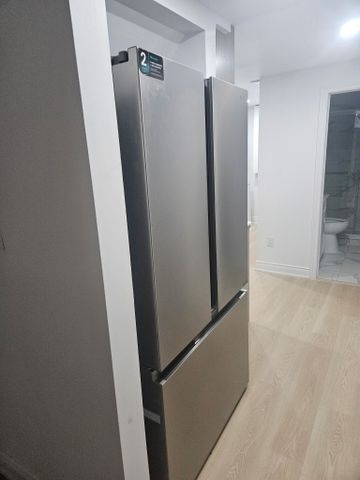 For Lease - 3145 Cantelon Crescent Unit# Basement, Mississauga, Ontario - Photo 2