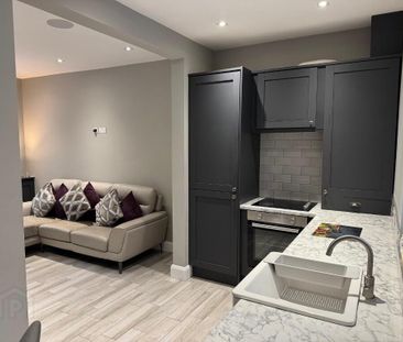 11 Rathcool Street, Belfast, BT9 7GA - Photo 5