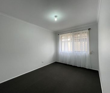 3 Bedroom Family Home - Photo 3