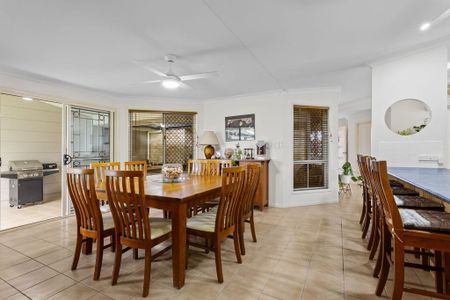 Spacious Family Living in a Prime Sippy Downs Location - Photo 5