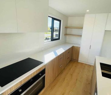 Spacious Wanaka sanctuary- brand new - Photo 1