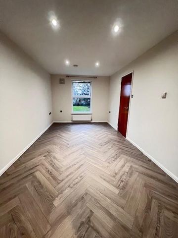 1 bedroom property to rent - Photo 2