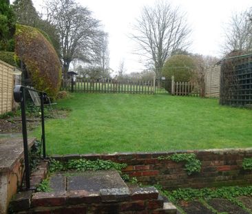 2 bedroom terraced house to rent - Photo 2