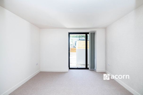 Underhill Road, London, SE22 - Photo 1