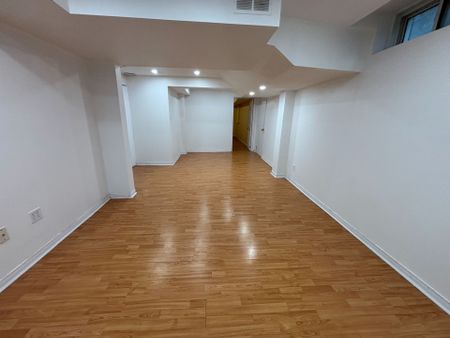 For Lease - 1 Sugarforest Drive, Vaughan, Ontario - Photo 3