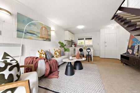 $500 per week with Water, lawn and swimming pool - Photo 5