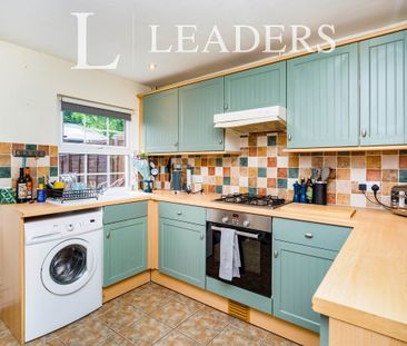 2 bedroom semi-detached to rent Stonewall Park Road, Langton Green - Photo 4