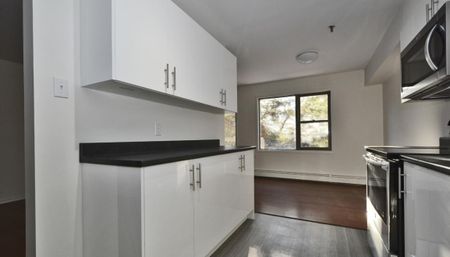 159 Radcliffe - Photo 3