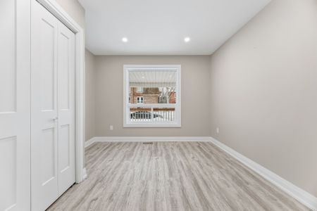 For Lease - 4445 Simcoe Street, Niagara Falls, Ontario - Photo 2