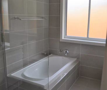 Close to Town - Photo 3