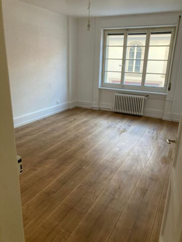 4.5pce spacious renovated in historic building - Foto 3