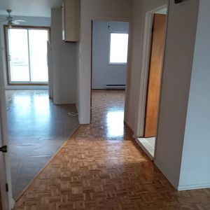 Alouer 4 1/2 Montrel Nord - Photo 2