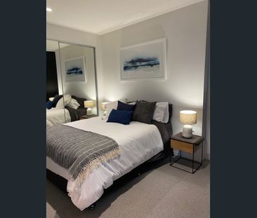 Spectacular 25th Floor 1-Bedroom Apartment in the Heart of Everything! - Photo 3