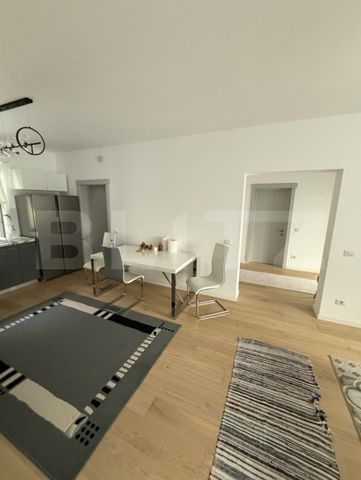 Casa individuala de inchiriat, 2 camere, zona Centru - Photo 2