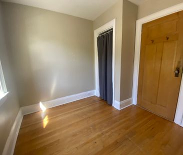 For Lease - 33 Lorindale Avenue Unit# #2 (UPPER), Toronto, Ontario - Photo 6