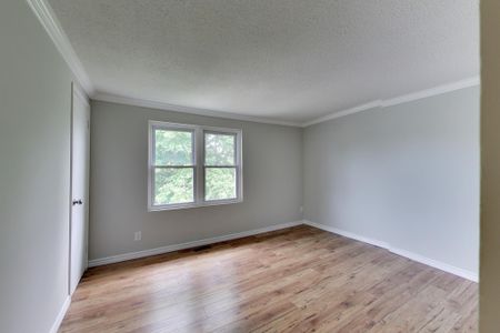 For Lease - 355 Somerset Crescent, Sarnia, Ontario - Photo 4