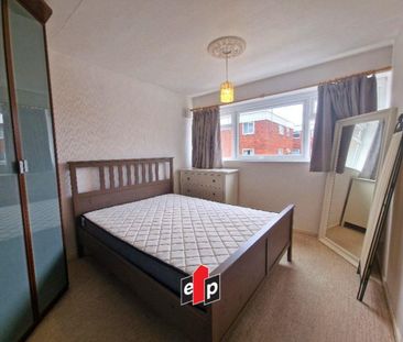 2 Bed Flat For Rent - Photo 2