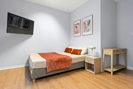 Avenida de Sidónio Pais, Lisbon, Lisbon 1050-215 - Photo 5