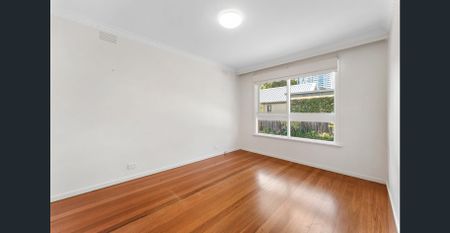 Charming, Semi Modern Unit Just for You - Photo 3